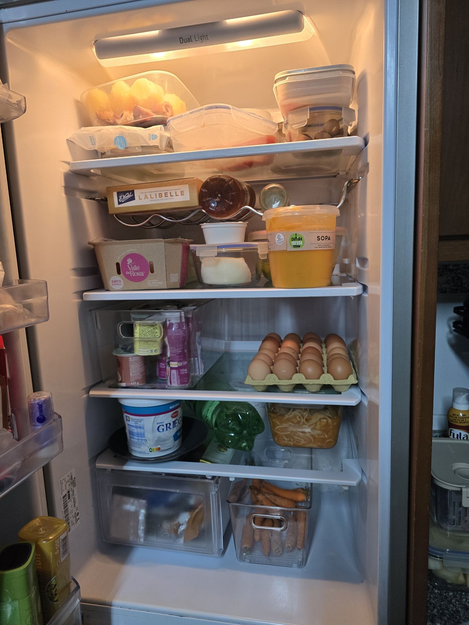 Vendo frigorífico Hotpoint em bom estado