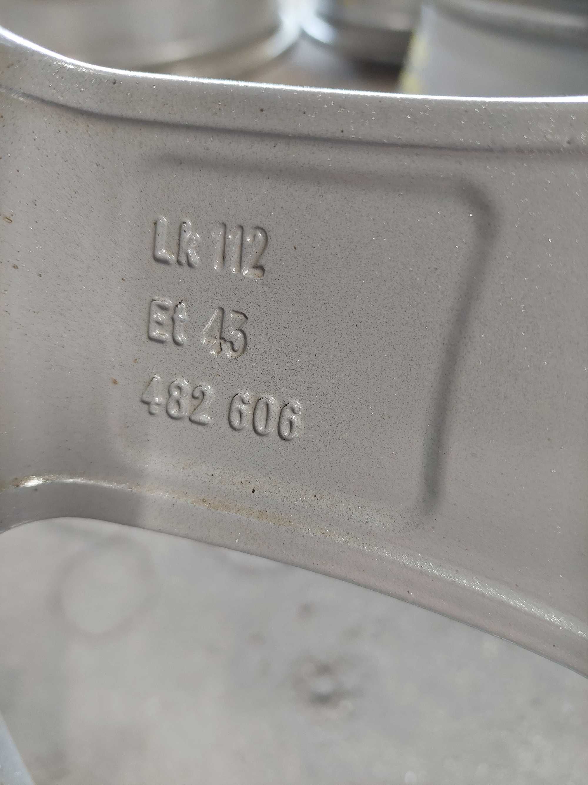 Felgi AUDI 16" 5X112  (18)