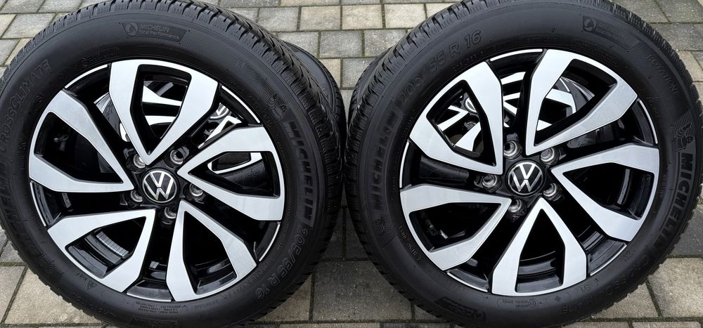 Felgi Volkswagen 5x112 Golf Caddy R-line Touran 205/55R16