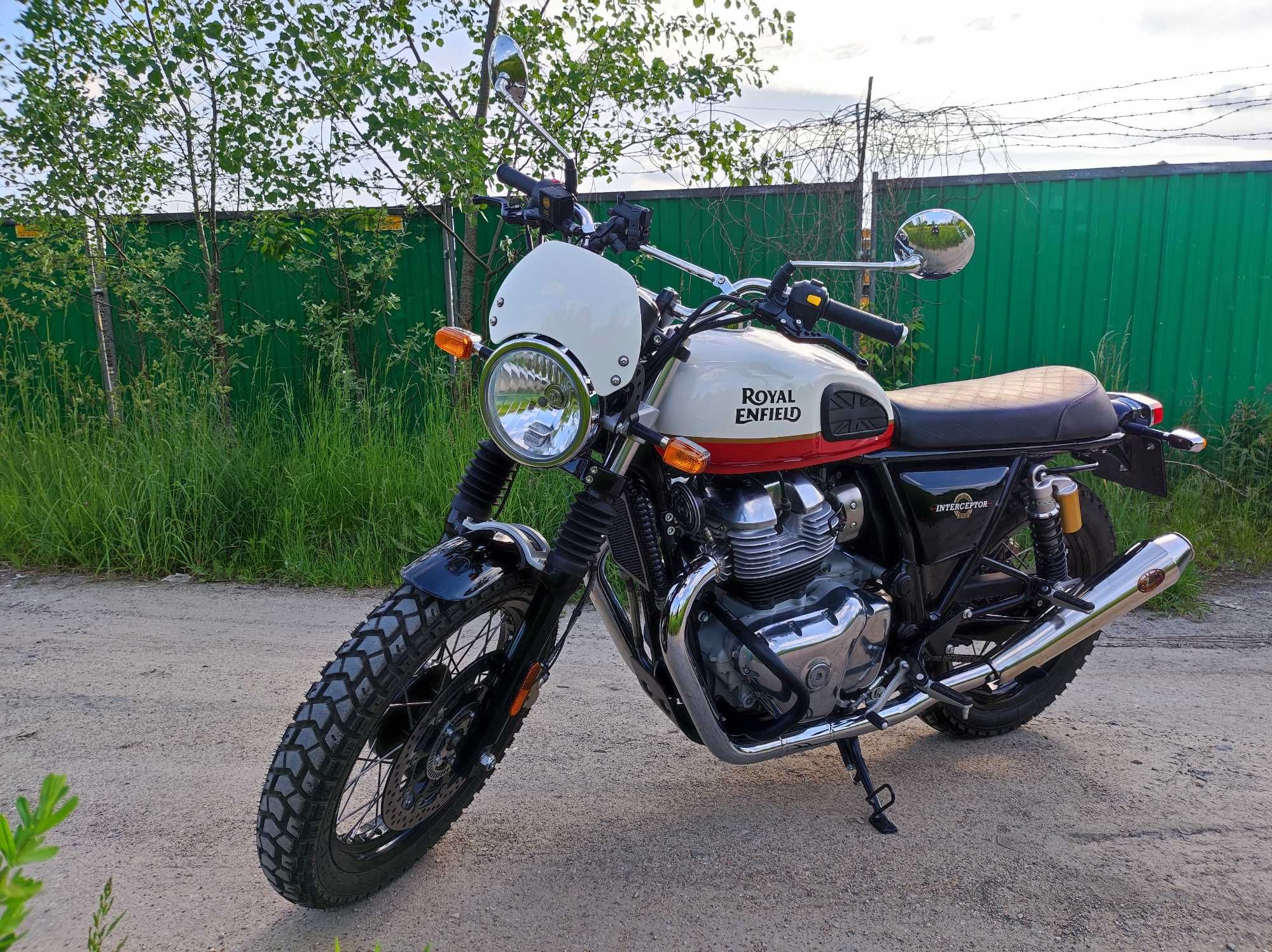 Royal Enfield Interceptor 650 CESJA