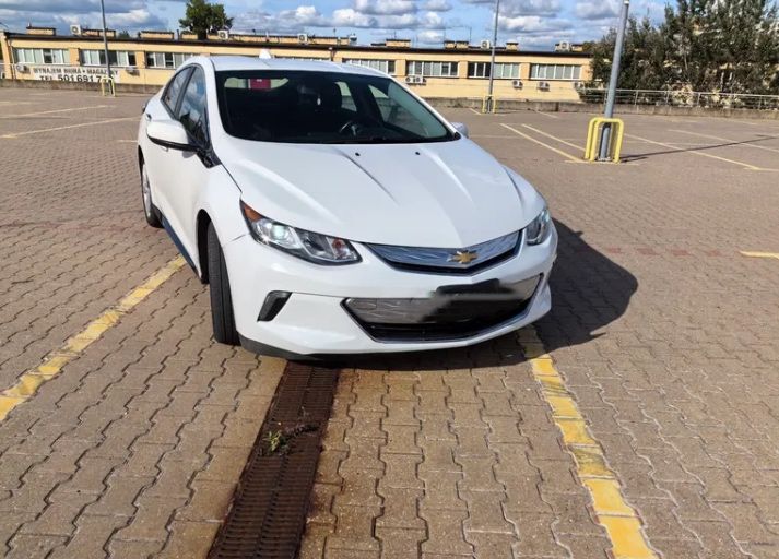 Продам Chevrolet Volt 2016