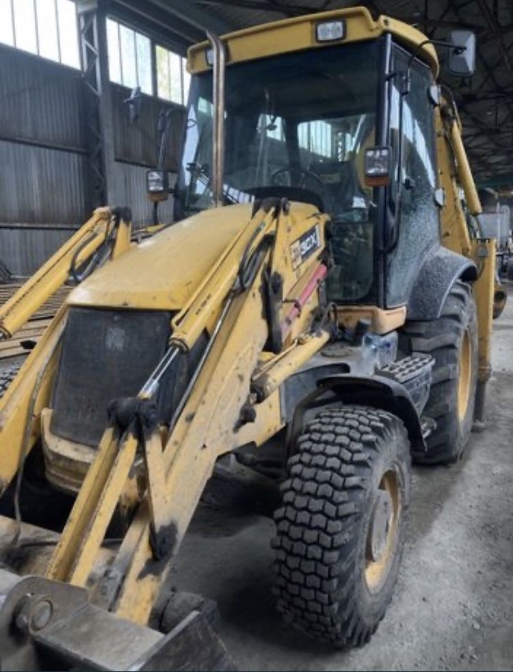 Продам екскаватор JCB 3CX