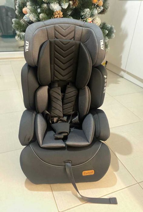 Универсальное детское автокресло бустер consul 9-36 кг