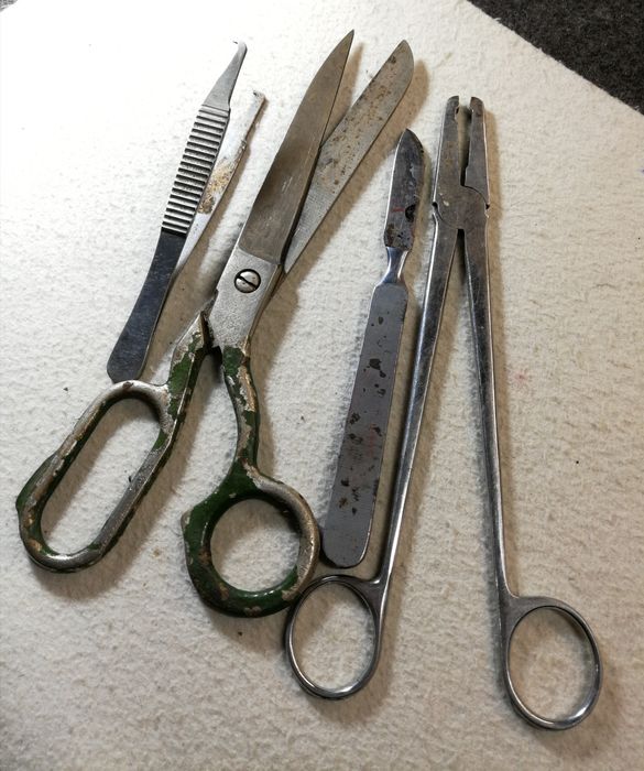 Підбірка інструментів зі сталі радянського періоду