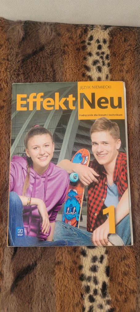 Podręcznik do j.niemieckiego klasa 1
