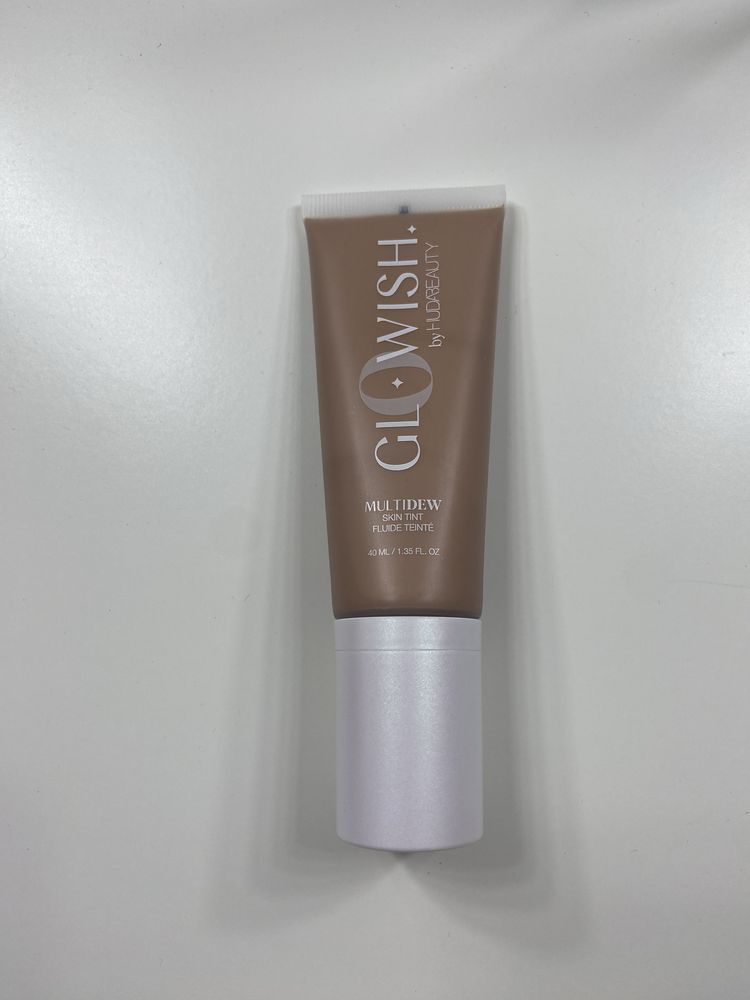 Base Glowish by HudaBeauty 08 - Tan