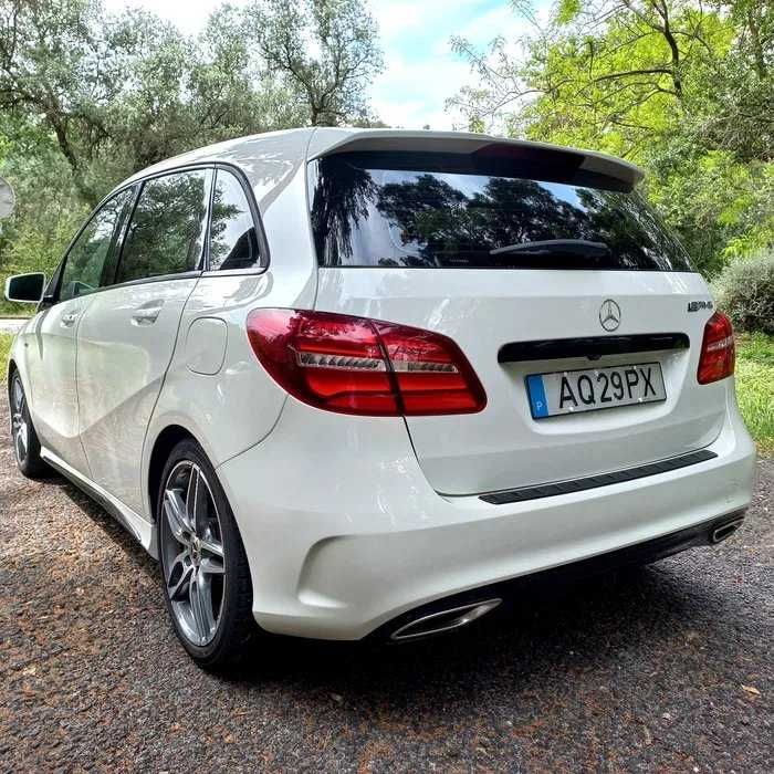 Mercedes-Benz B 180 AMG Black Edition AUTO