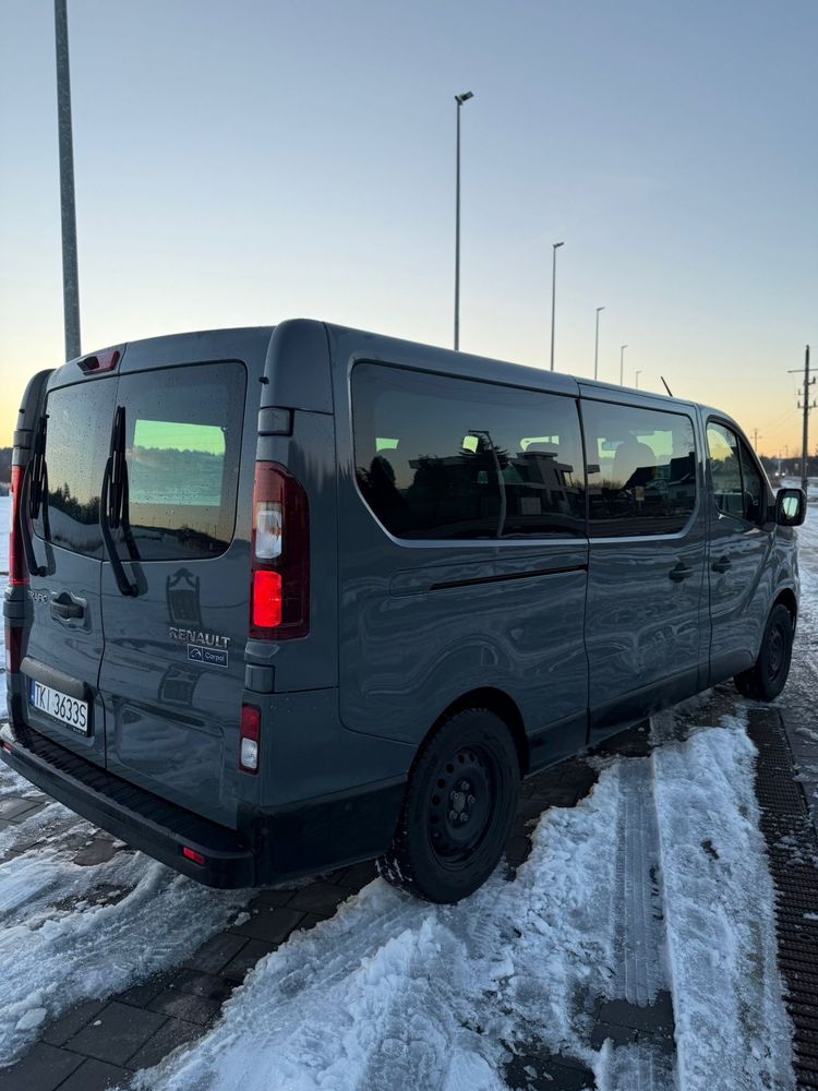 Wynajem samochodów, wypożyczalnia osobowe oraz busy , bus 9 osób