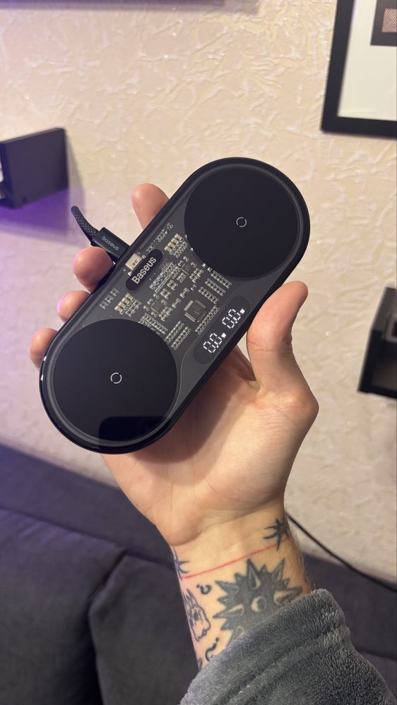 Безротова зарядка Baseus Wireless Charger Digital LED 2 in 1 20W