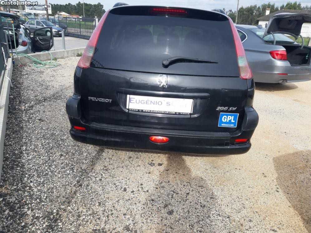 Voiture en bon état, avec un crédit possible