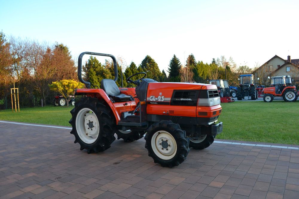 Traktorek japoński mini traktor Yanmar Kubota M japonski