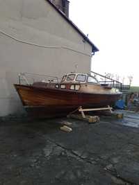 Drewniana łódź do remontu w rewelacyjnej cenie
