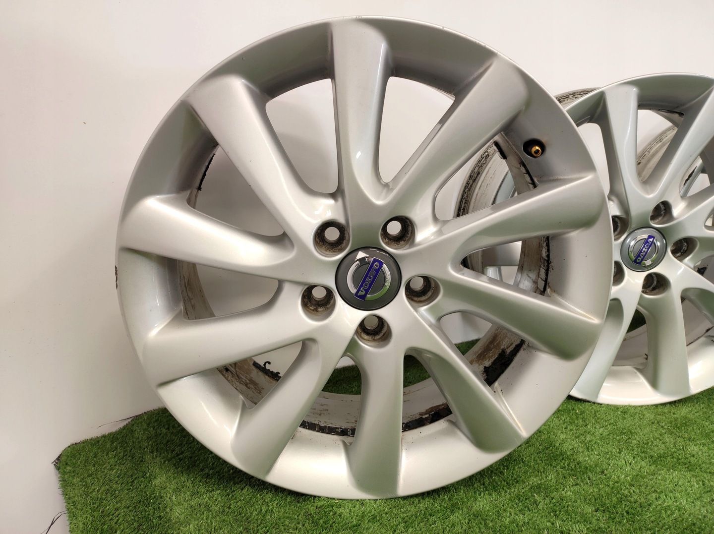 Felga Felgi 4szt Volvo V60 S60 V70 S80 7x17 ET