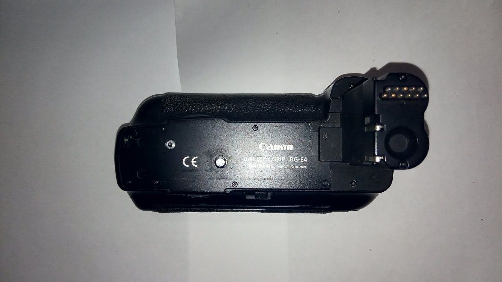 Бустер Battery GRIP BG-E4 оригин. пр.Япония, Canon EOS 5Dпервый пятак