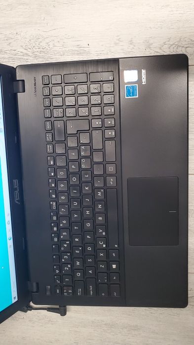 Ноутбук Asus D550c 15.6 дюйм.