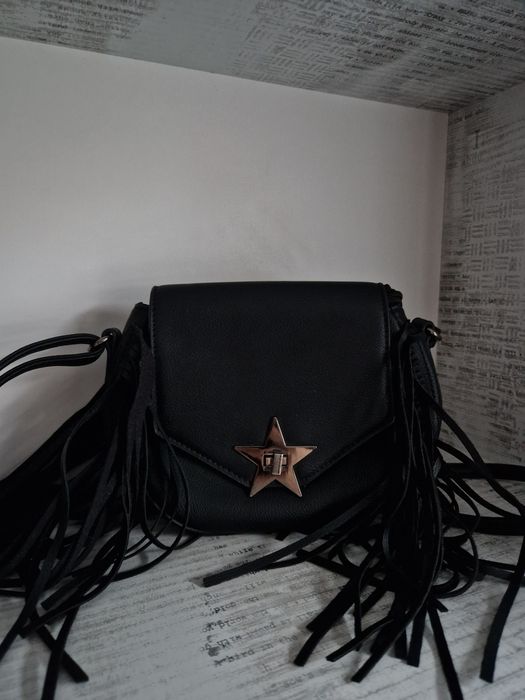 Mała czarna torebka