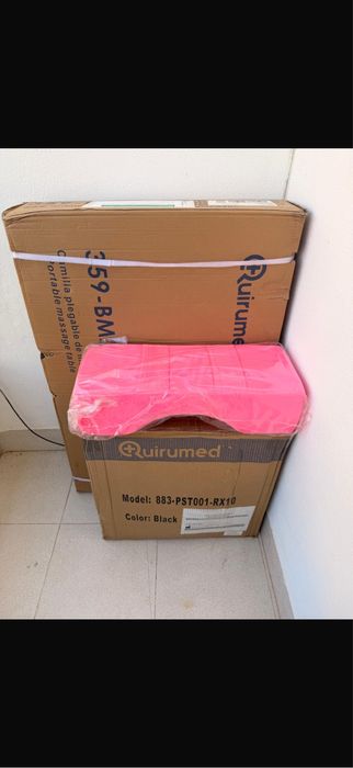 Cama de massagem e banco giravel