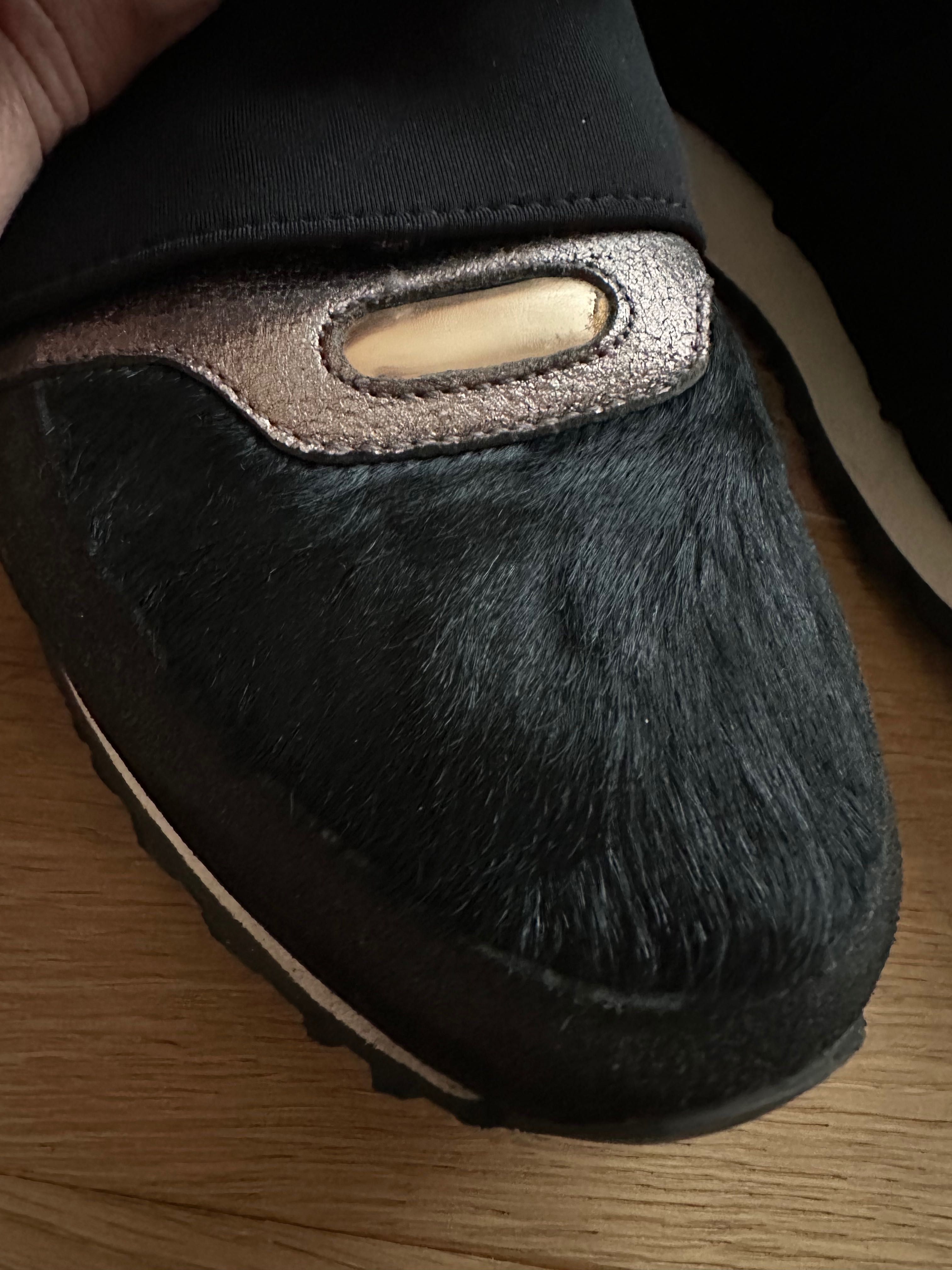 Женские черные кроссовки LOGAN, размер 38, стелька - 25.2 см.