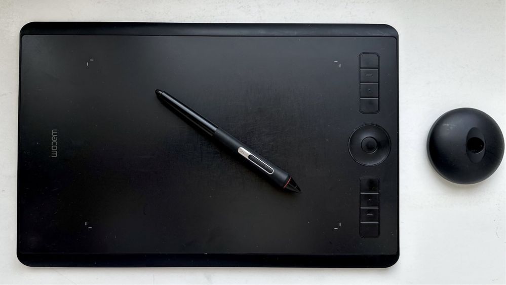 Графический планшет Wacom Intuos Pro Medium