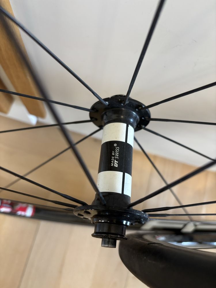 FFWD F2R koła szosowe carbon