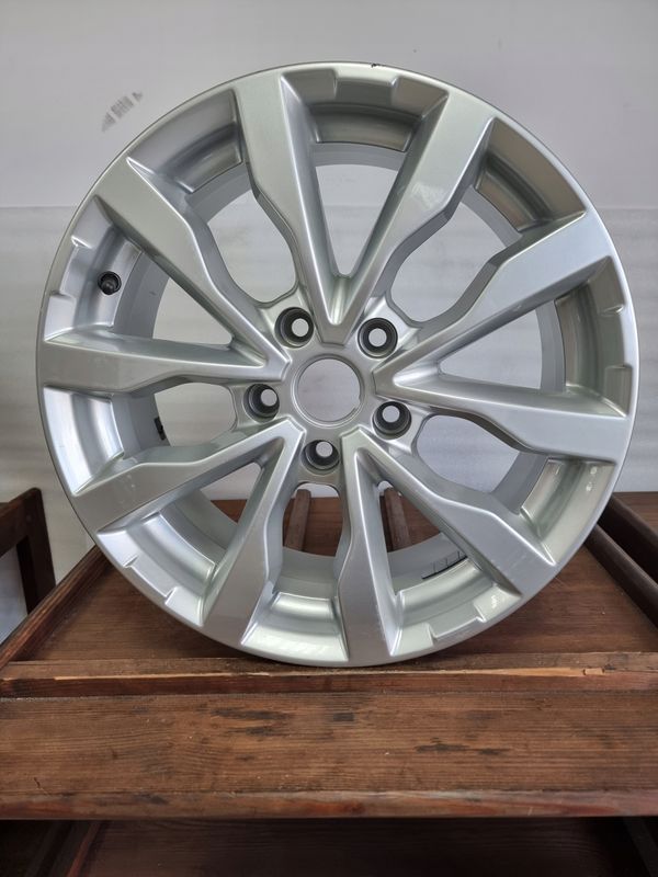Felga Aluminiowa 17 Cali Wi Renault Megane Talisman 7x17 Et 43