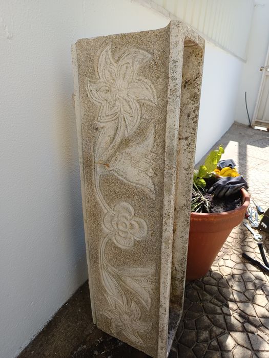 Vaso de mármore trabalhado