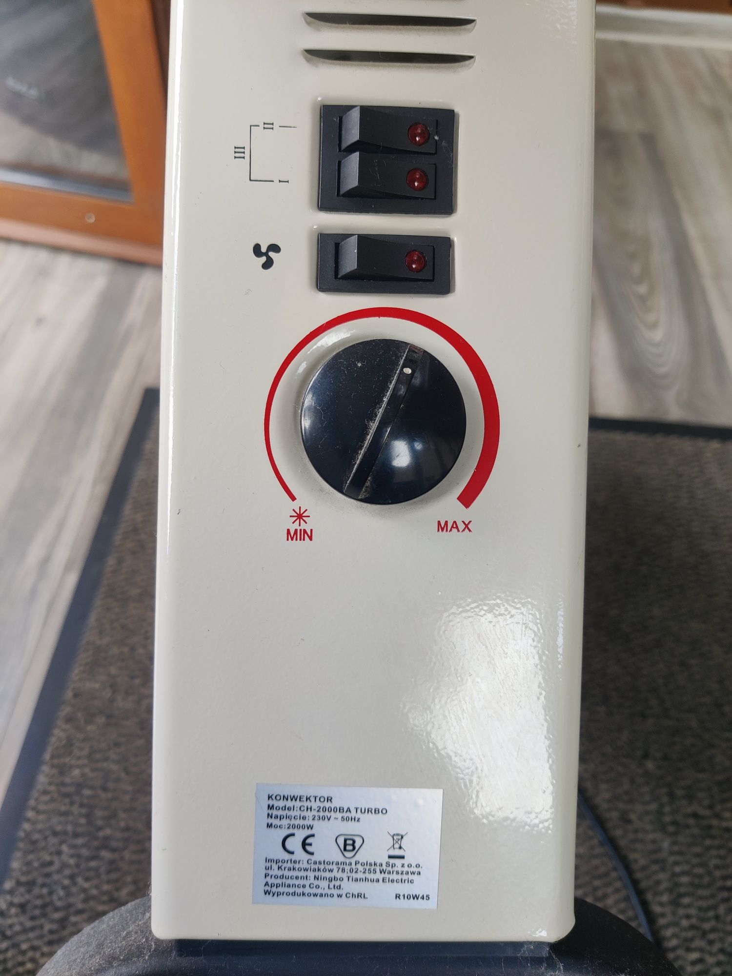 20 sztuk Grzejnik konwektorowy 2000 W model CH-2000BA TURBO