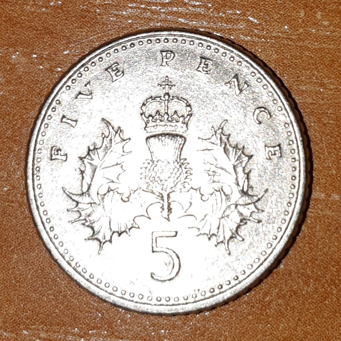 Великобритания 5 пенсов, 1990