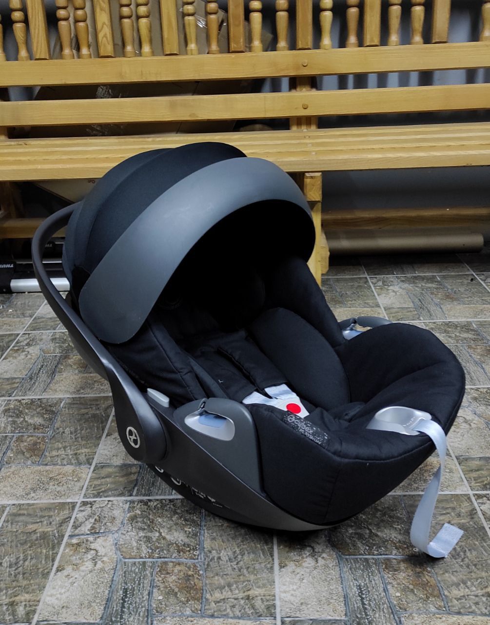 Cybex Cloud Z i-size автокрісло, відмінний стан, додатковий вкладиш