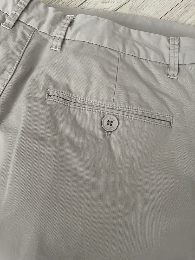 Jasne beżowe materiałowe bawełniane spodnie męskie Vistula W32 L34