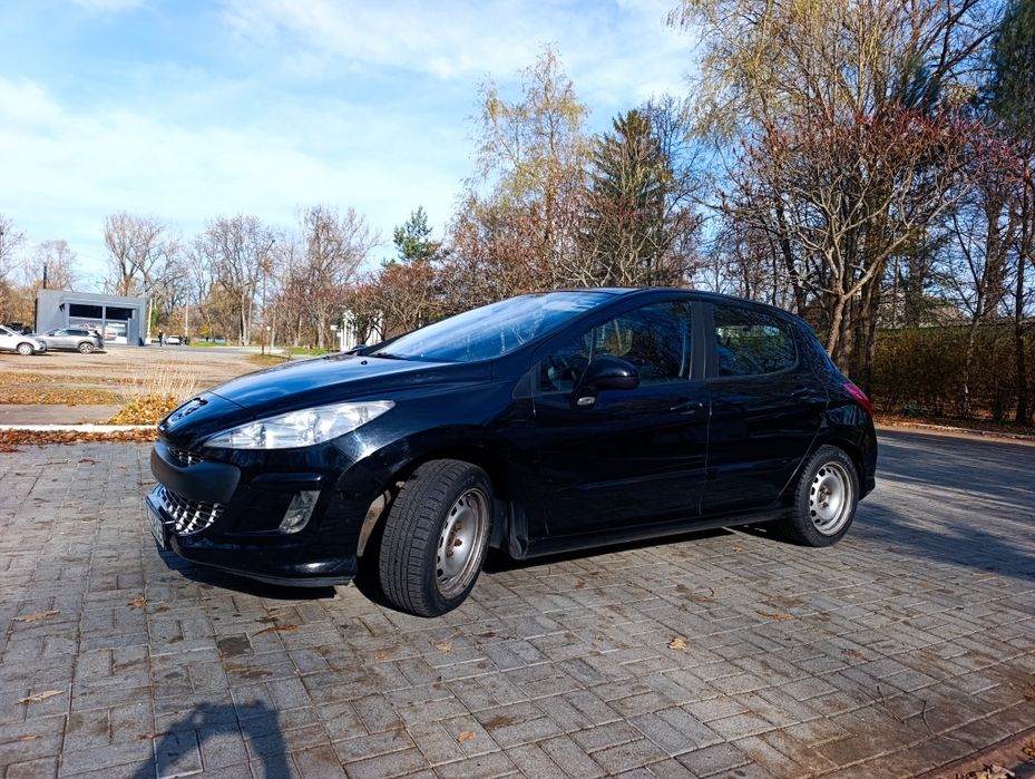 Peugeot 308 (2008) 1,6 бензин атмосфера