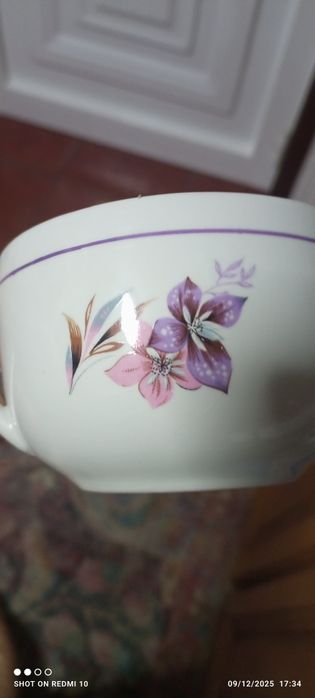 Conjunto 4 chávenas de chá ou almoçadeiras