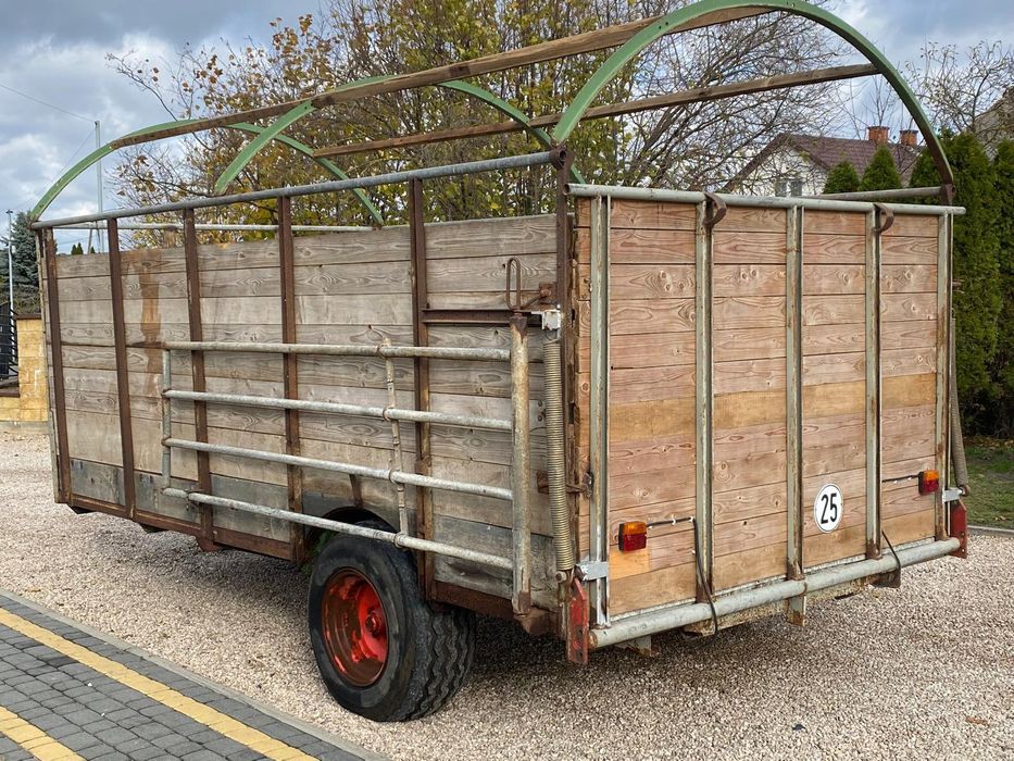 Przyczepa do przewozu zwierząt Bydła Świń Koni Owiec