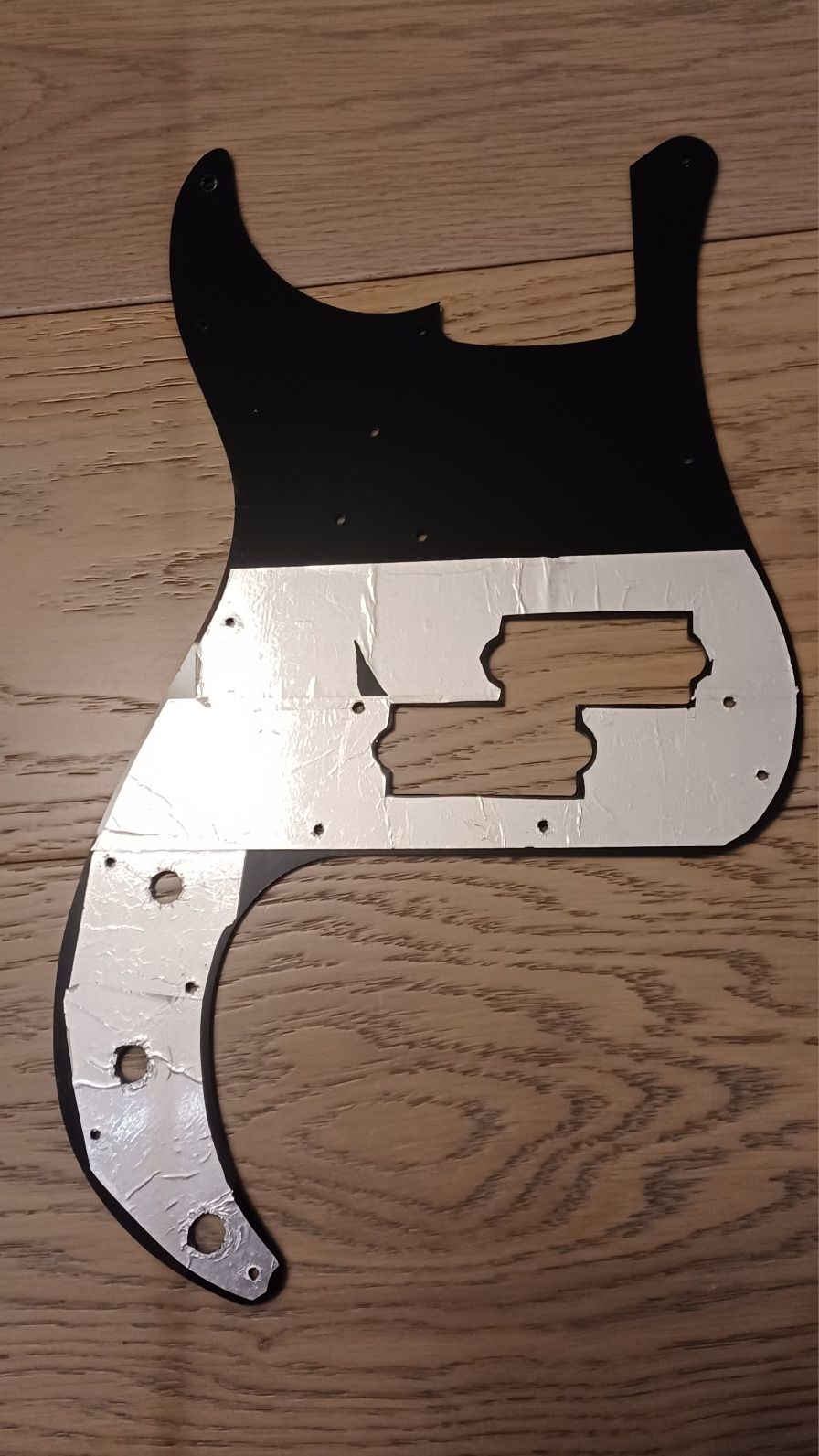 Pickguard Fender Precision Bass