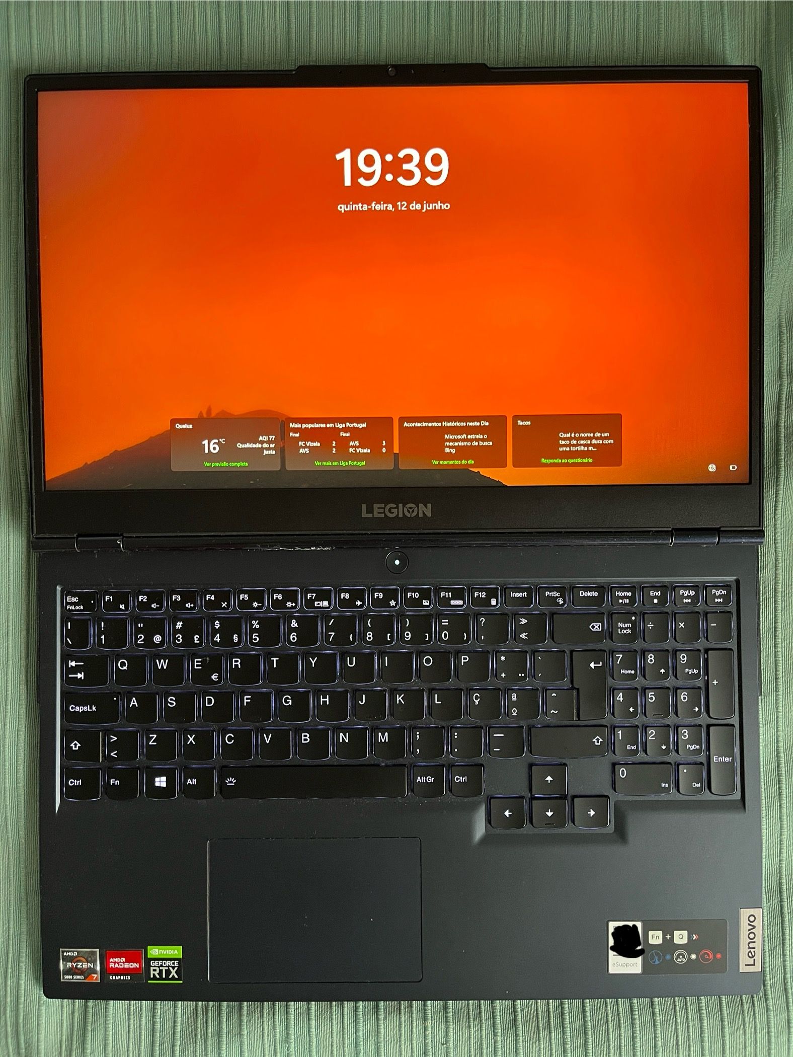 Portátil Legion 5 15ACH6H