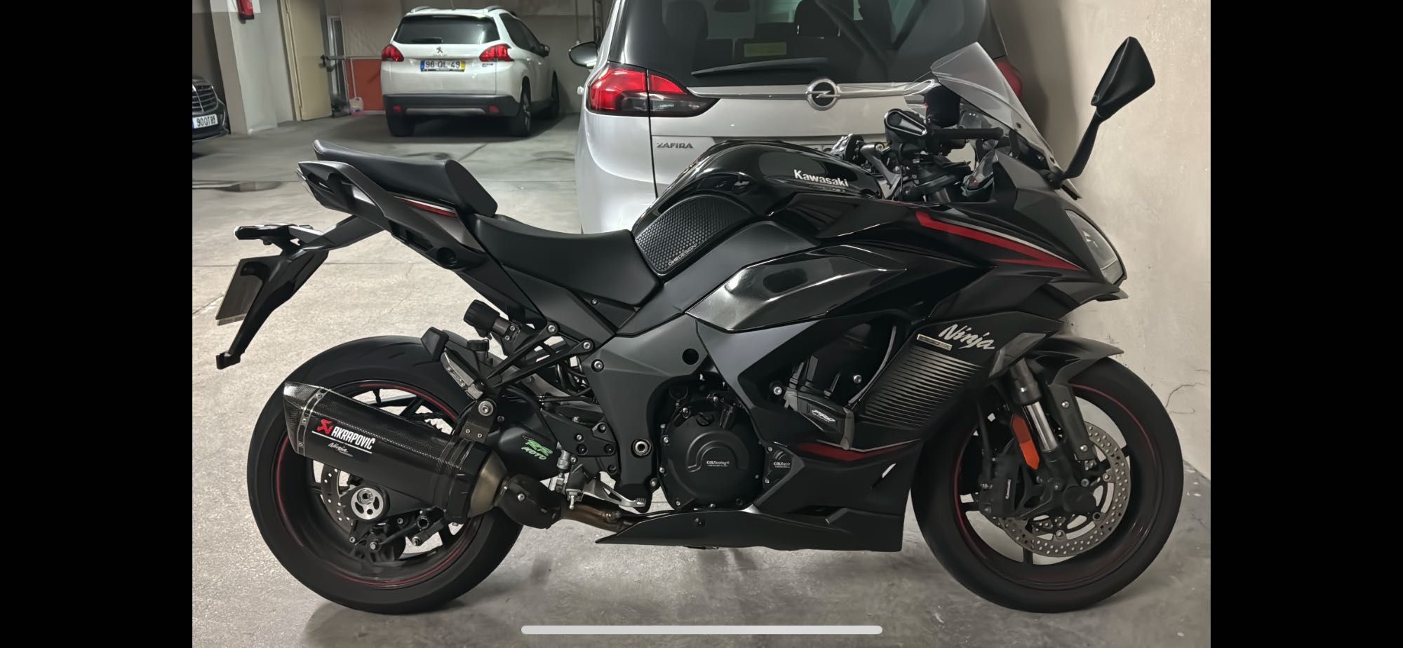 Kawasaki Ninja 1000 SX