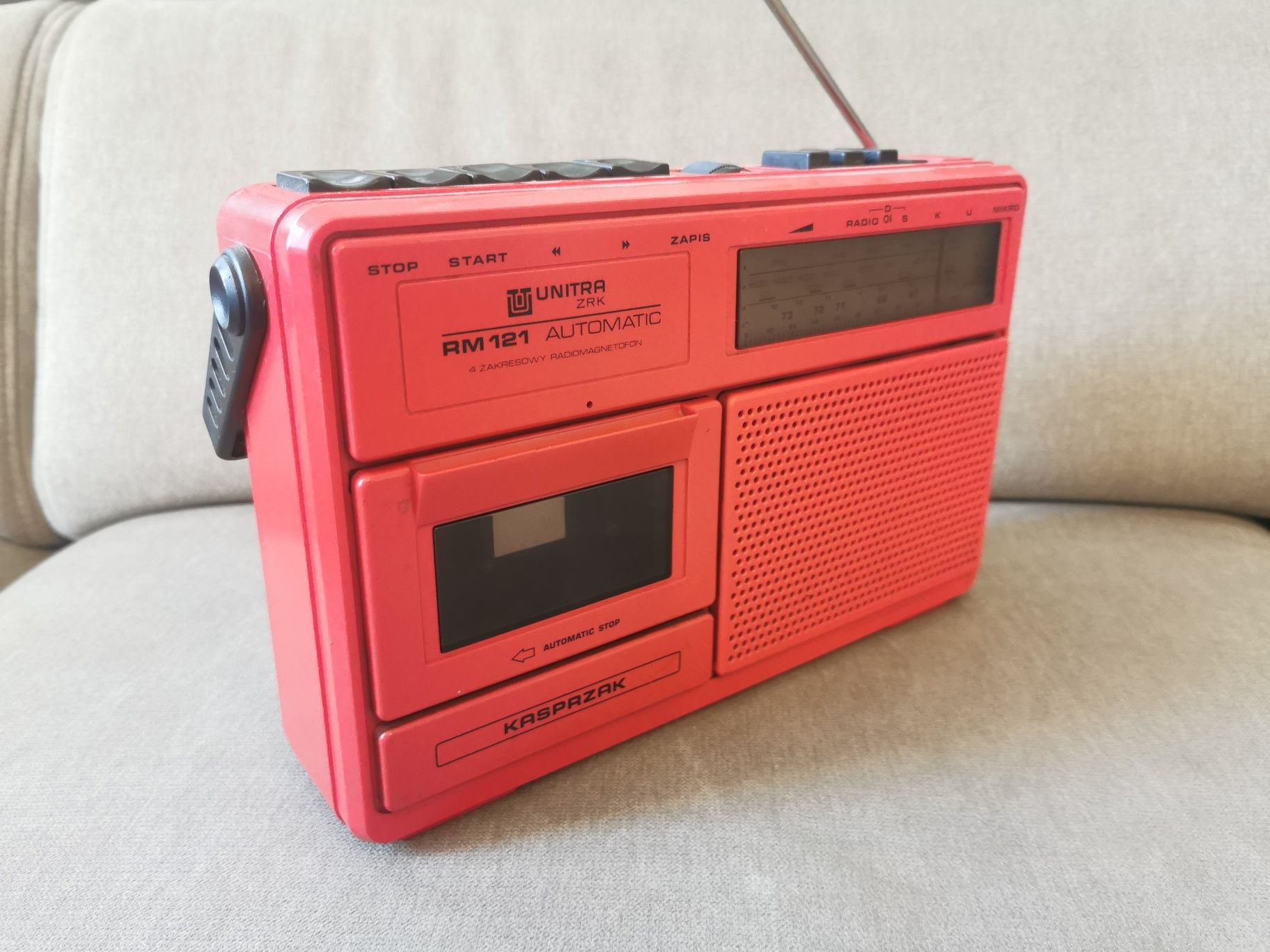 Radiomagnetofon Unitra RM121 Kasprzak czerwony