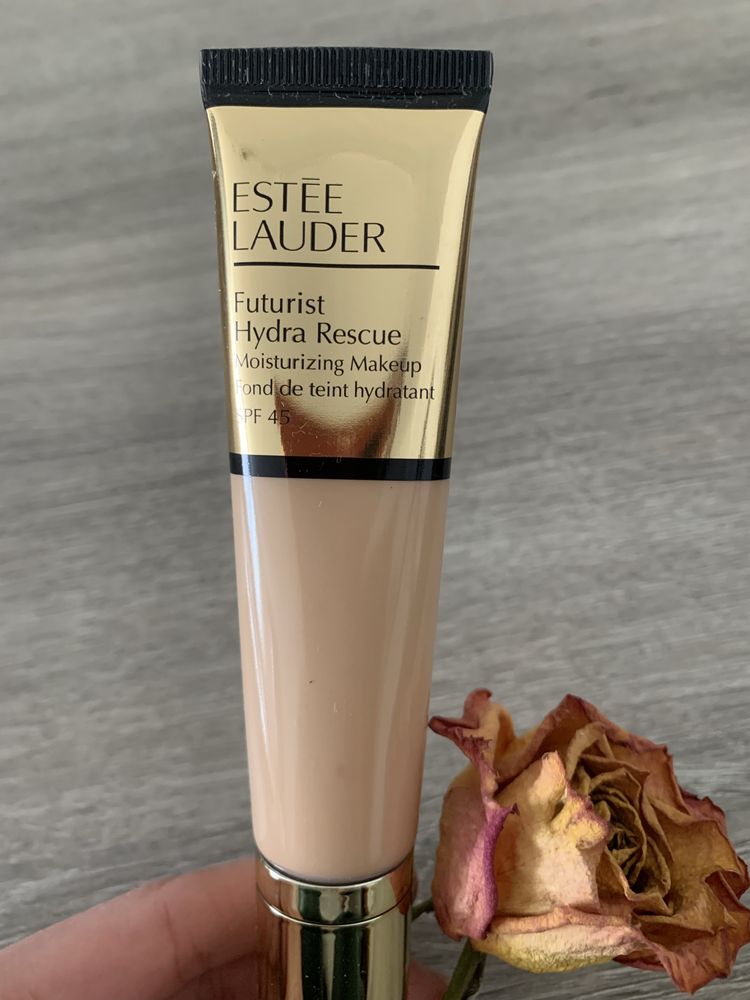 Тональний Estee Lauder Futurist