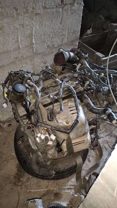 Продається Toyota RAV 4 (2 покоління) по деталям