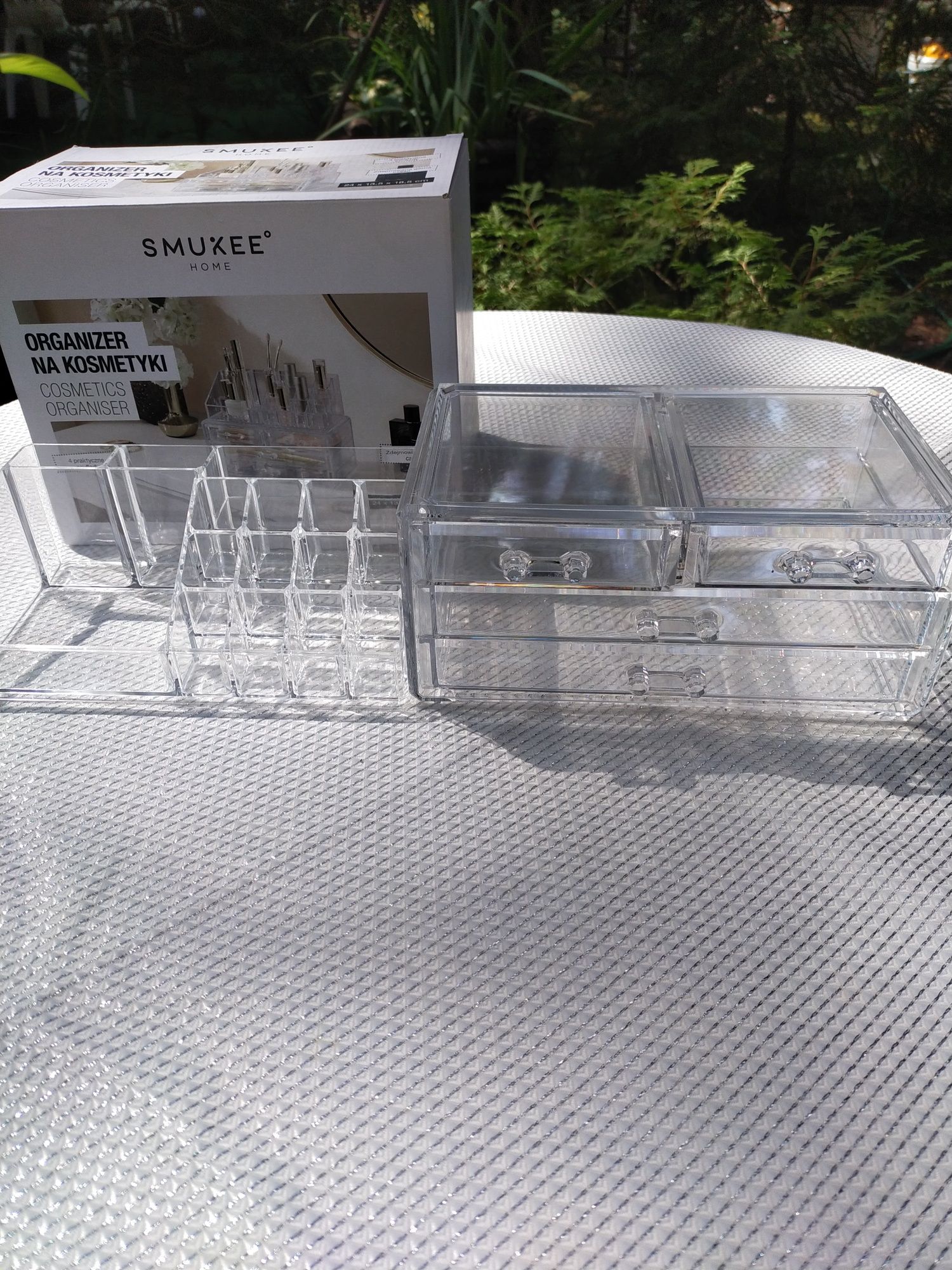 NOWY organizer na kosmetyki.