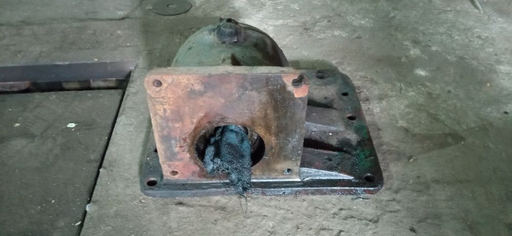 Привод екскаватора ЮМЗ