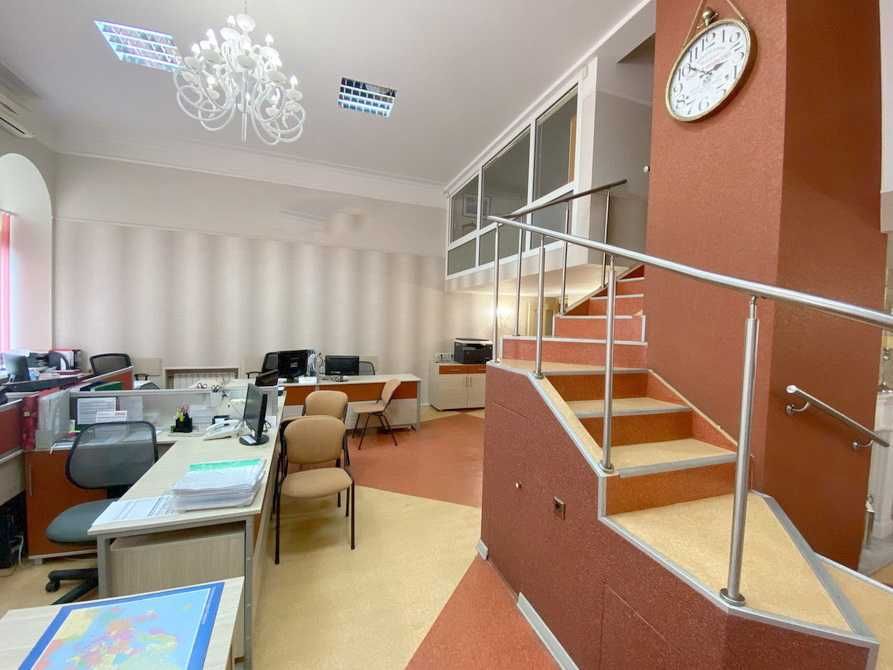 Аренда отличного офиса, помещения с мебелью в Центре