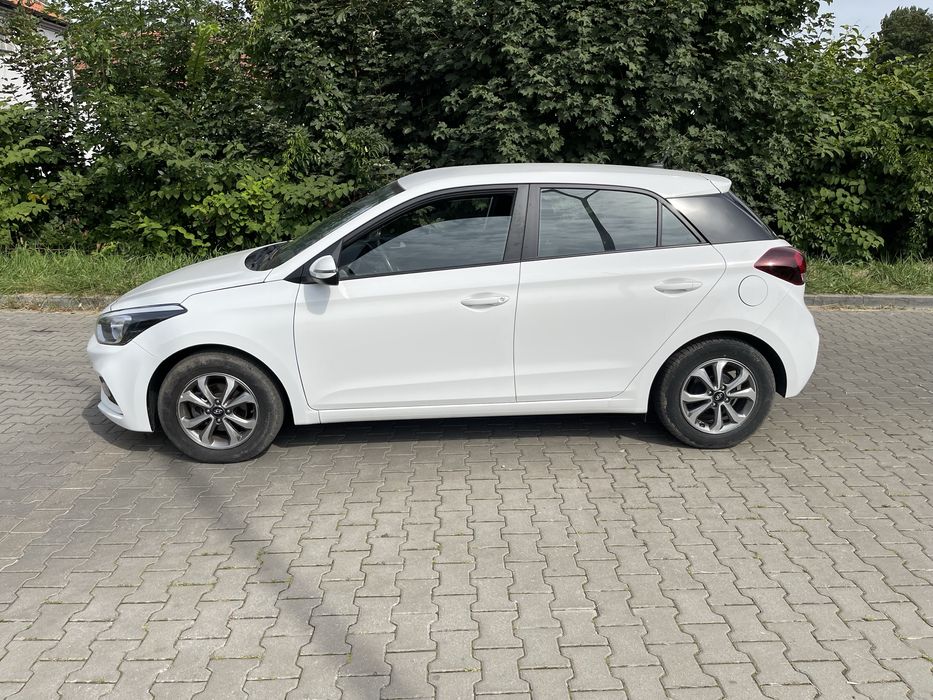 Hyundai i20 lift kamera tablet klima led serwis