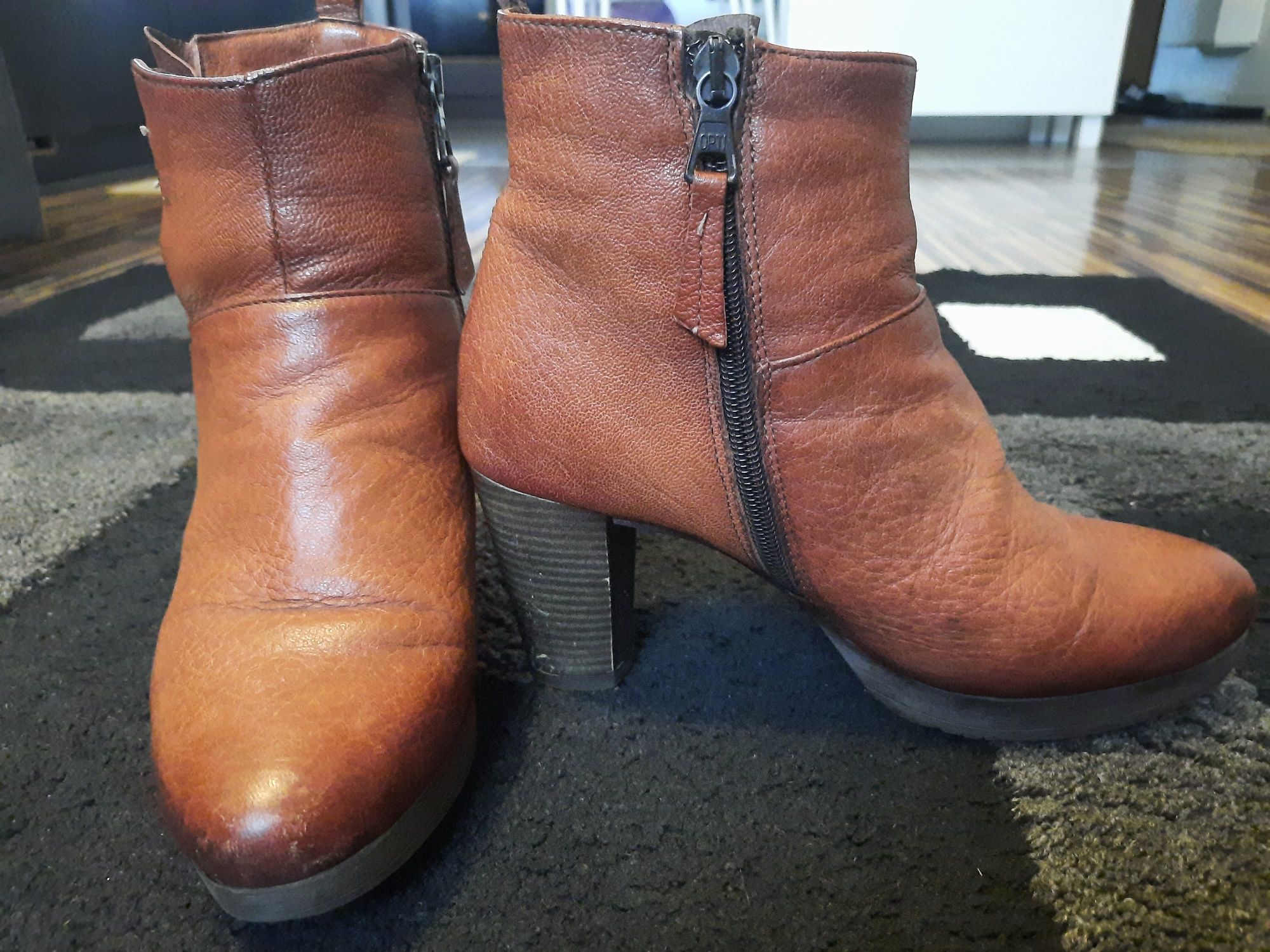 Buty zimowe damskie r.38 Emanuele Gelmetti