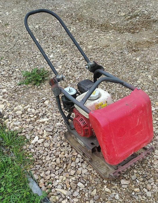 83kg jednokierunkowa ubijarka Belle zageszczarka