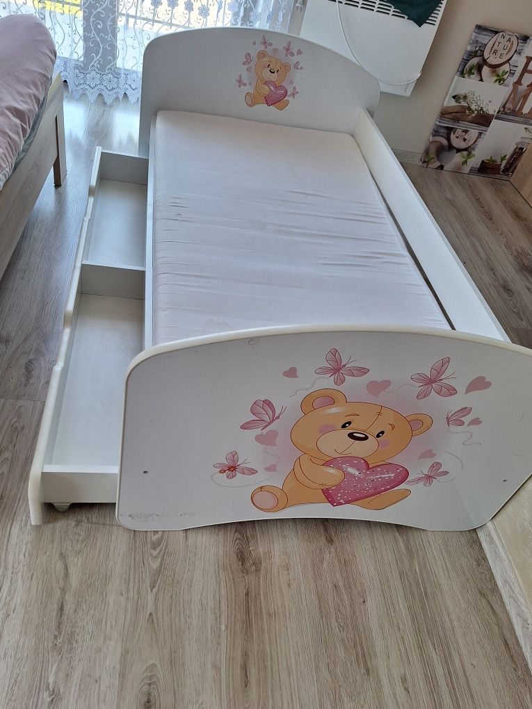 Łóżko dziecięce z szufladą
