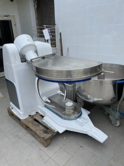 Mieszarka/ miesiarka do ciasta XUN