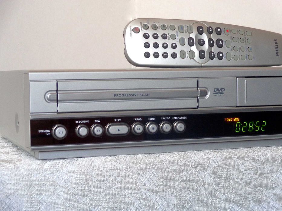 PHILIPS Combo DVD-VHS * HiFi Stereo 6Głowic SP/LP Mp3 JPEG DIVX