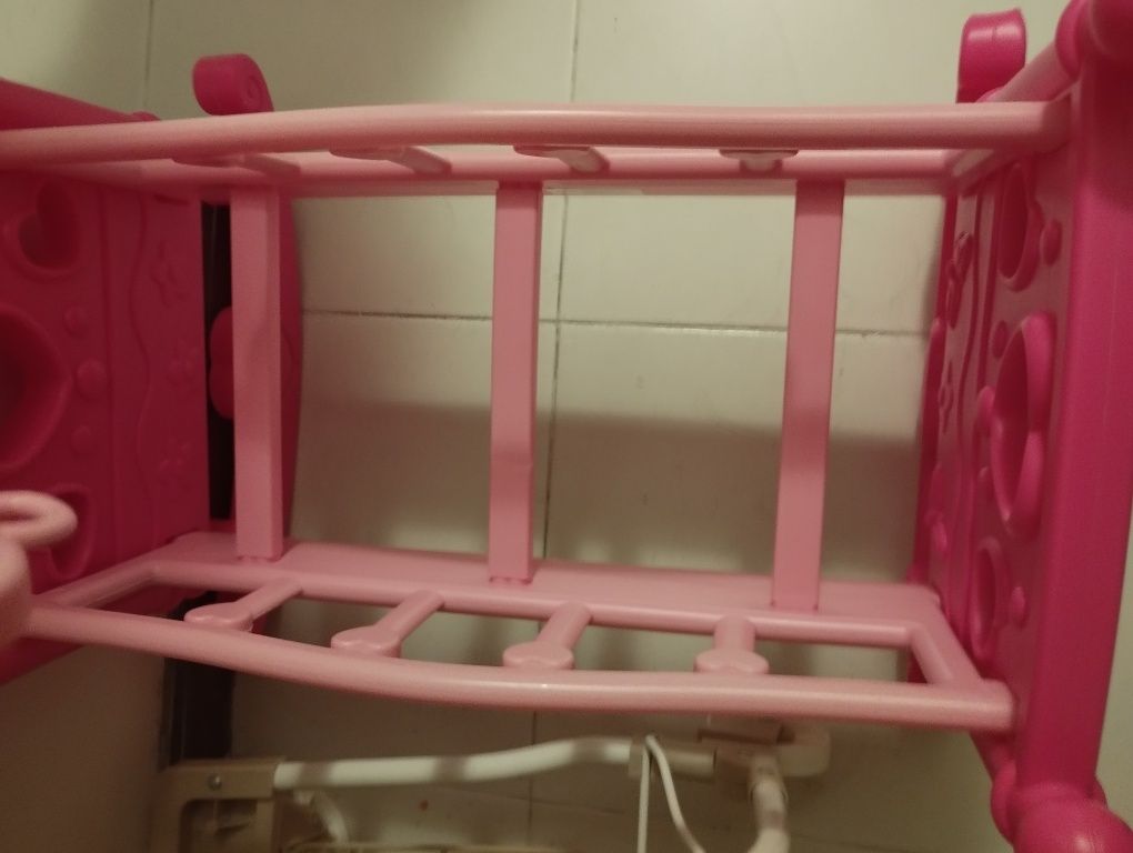 Cama +cadeira  de coner