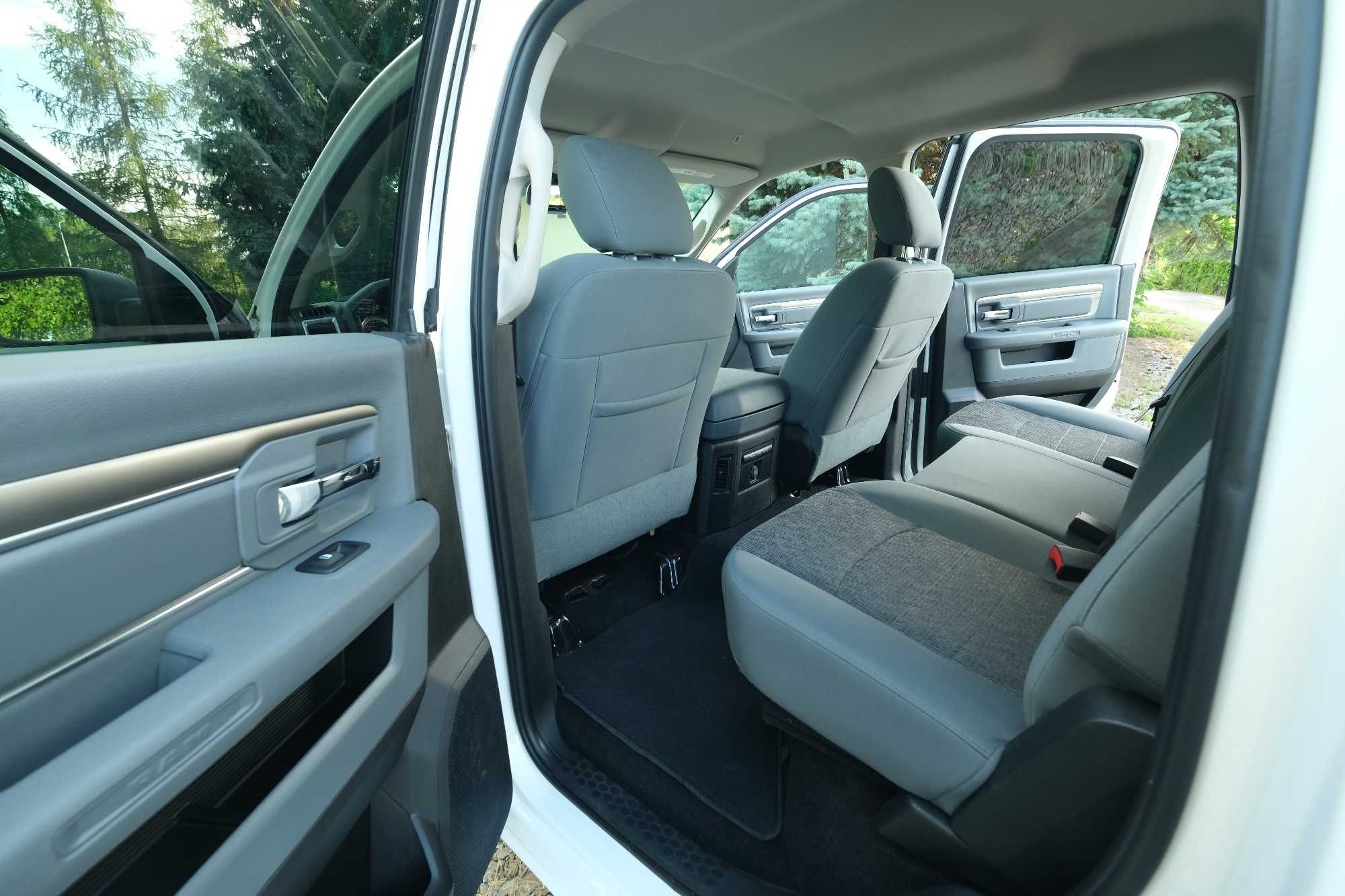Dodge RAM 1500 5.7 Big Horn, niski przebieg - możliwa zamiana